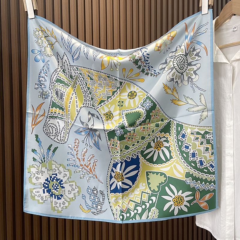 Ethnic Fashion Accessories - Yeşil Boho At Desenli Kare Eşarp