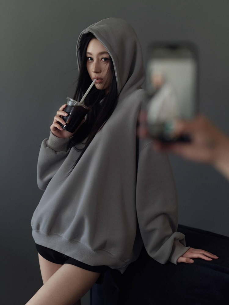 Gri Ruh Hali Portre Temalı Fot - Ethnic Fashion Studio incelemesi ve fiyatı